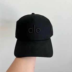 alo trucker hat